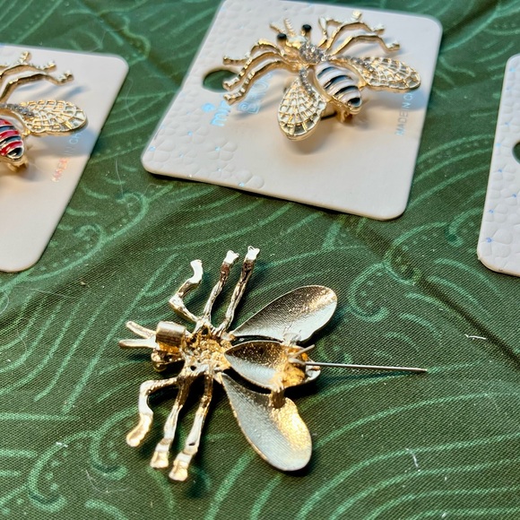 Gold Bee Brooch - Multicolors available - Picture 6 of 8